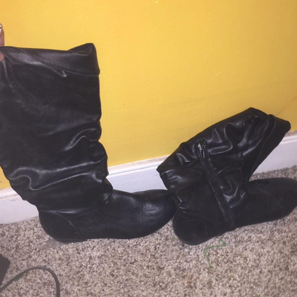 black mid calf boots